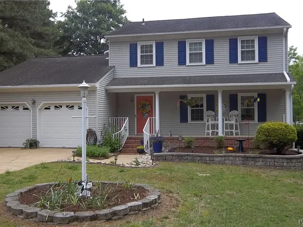 7792 E Guinea Rd, Hayes, VA 23072