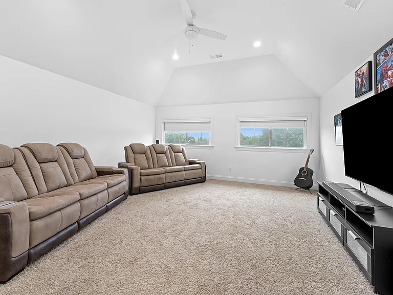 1488 Covington Wood Cv — Photo 23