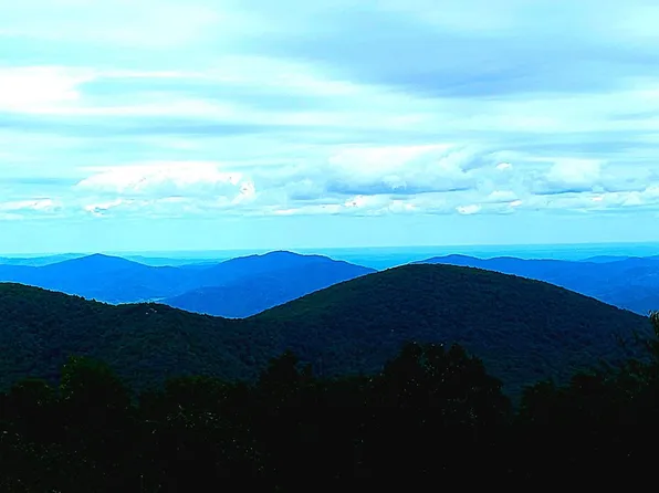 1822 High Ridge Ct, Wintergreen Resort, VA 22967