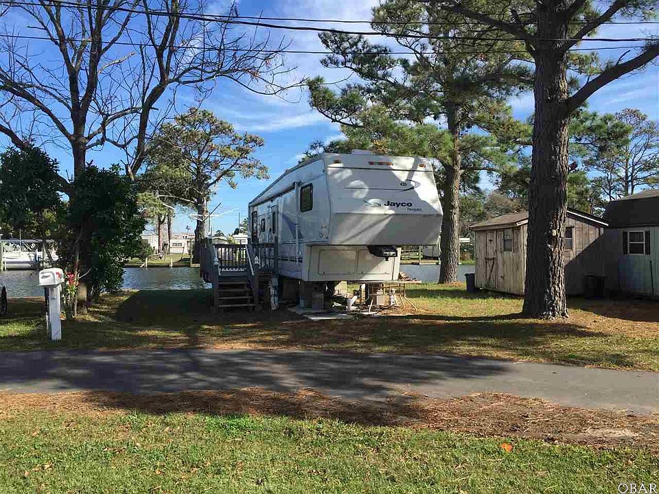 1st image of 136 Coral Ct