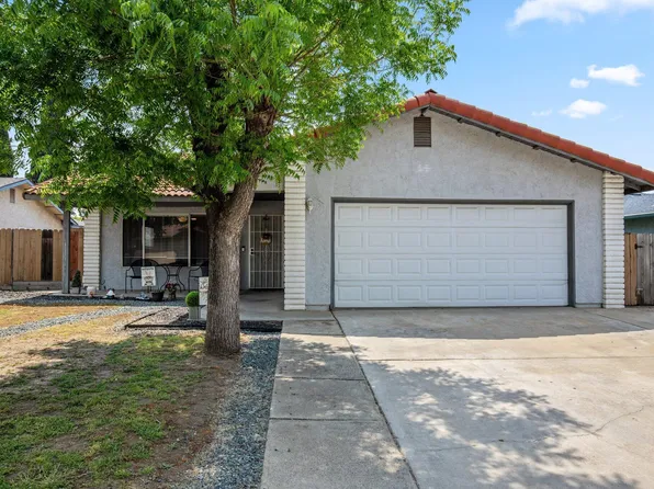 1641 W Westfield Avenue, Porterville, CA 93257