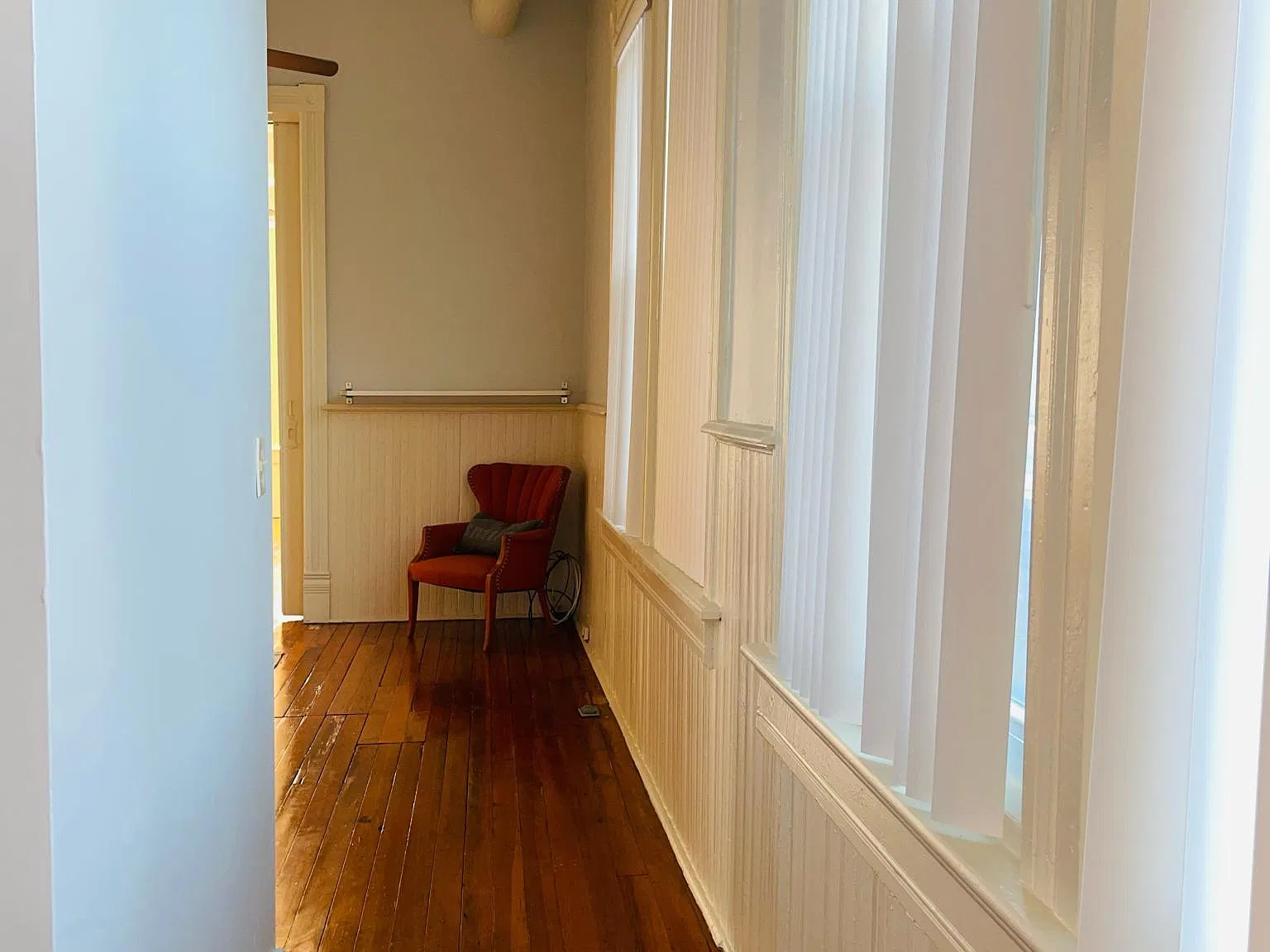 427 S Main St — Photo 4