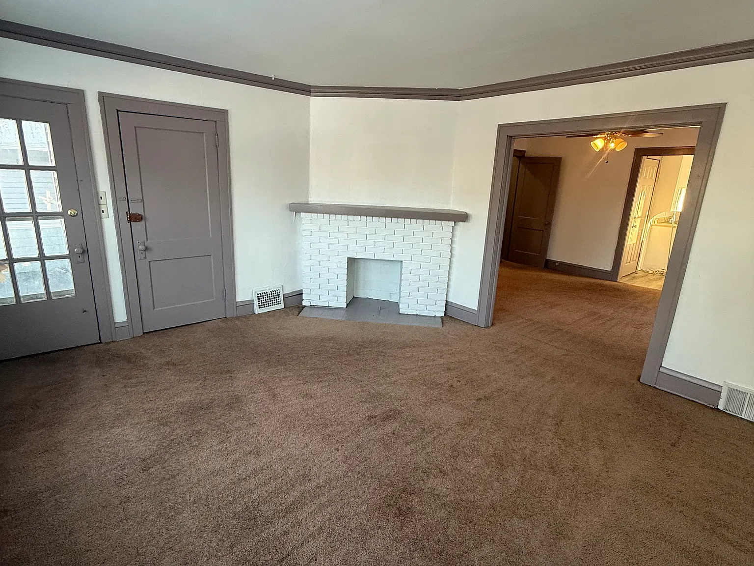 2 bed, $950 — Photo 4