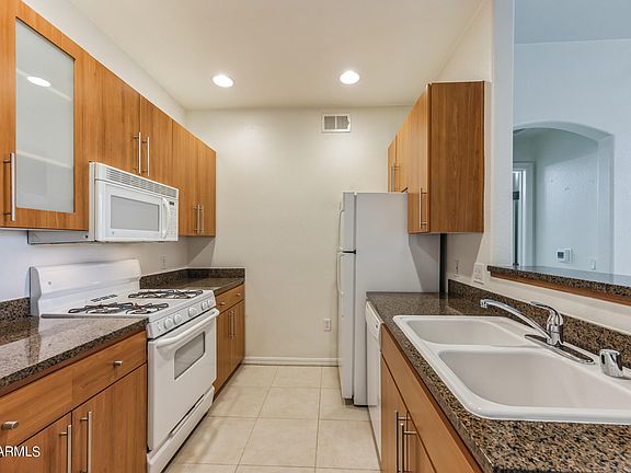 5th image of 6900 E PRINCESS Drive #1139