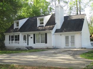 923 Fanning Bridge Rd, Fletcher, NC 28732