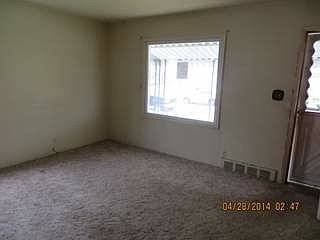 5th image of 17419 Lowell St