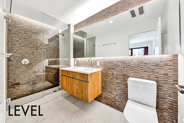 Sold by Level Group | media 8