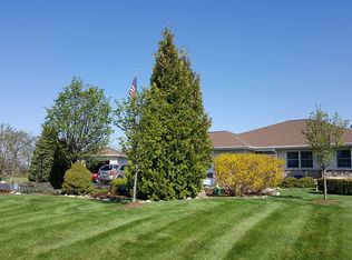 7976 Dutch Dr, Delavan, WI 53115