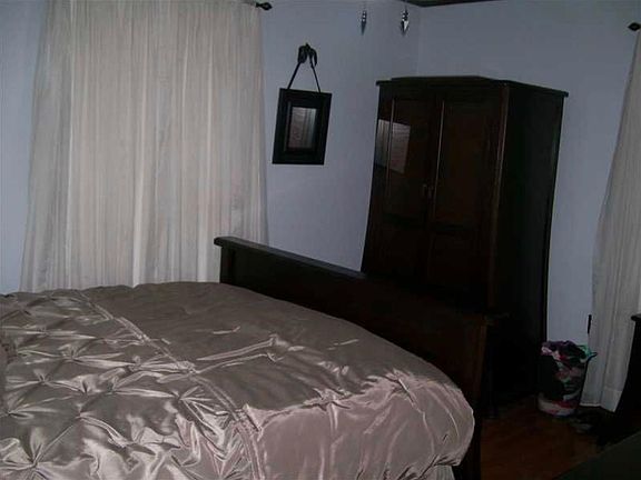 5th image of 6028 Painters St