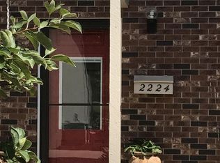 2224 Dover Dr, Hutchinson, KS 67502