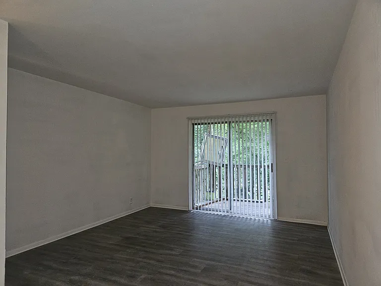320 Welch Rd #H3 — Photo 17