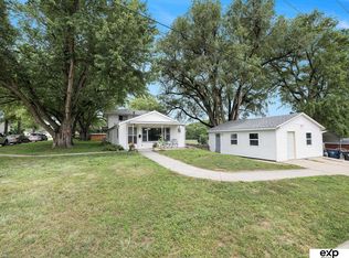 200 E P St, Weeping Water, NE 68463