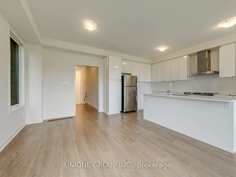 3177 Mintwood Cir — Photo 8