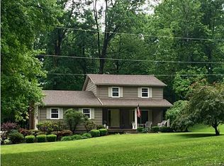 350 Oakridge Dr, Pulaski, PA 16143