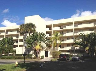 2900 NW 42nd Ave #402, Coconut Creek, FL 33066