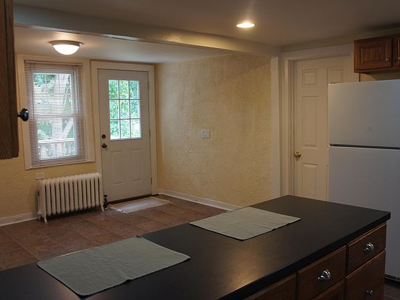 Walk out deck off the kitchen