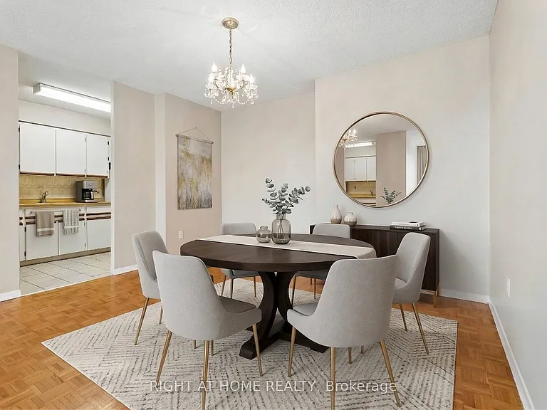 212 Kerr St #207 — Photo 9