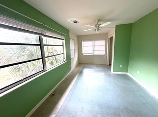 1027 NW 4th St #B, Gainesville, FL 32601