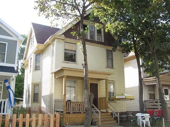 3533A N 1st St, Milwaukee, WI 53212