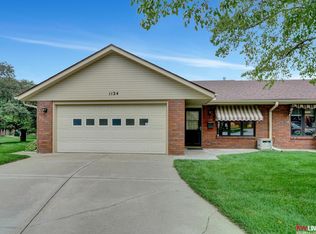 1124 Silver Ridge Rd #19, Lincoln, NE 68510