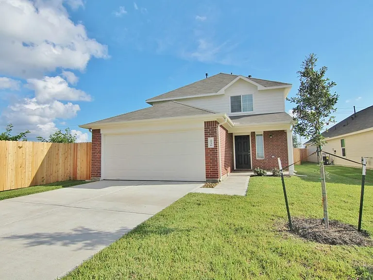 5926 Dawn Misty Ln — Photo 1