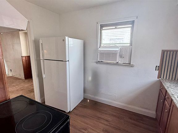 3rd image of 6356 Rutland St