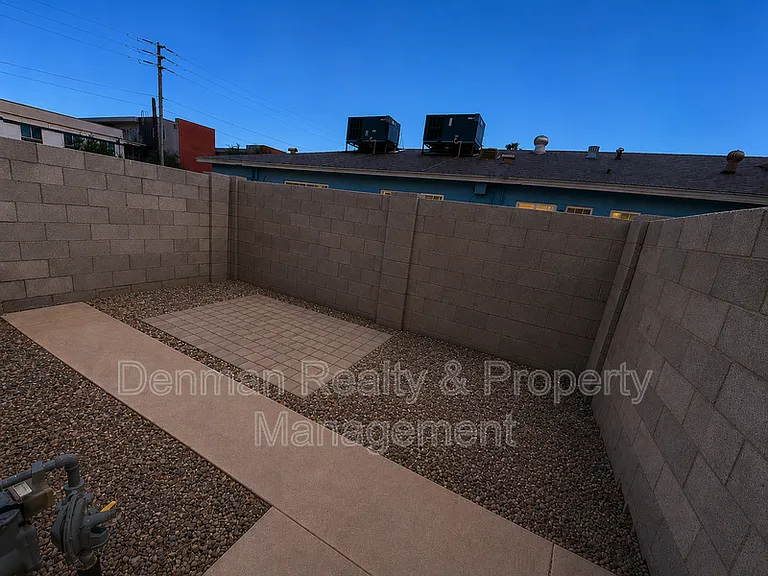 4306 N 12th St #6 — Photo 13