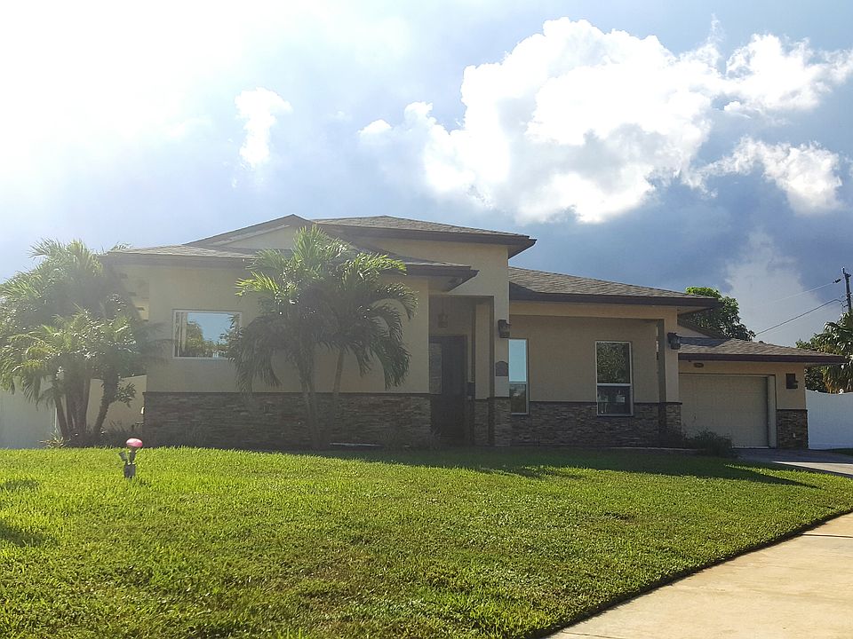 1st image of 300-1 W Chaminade Dr