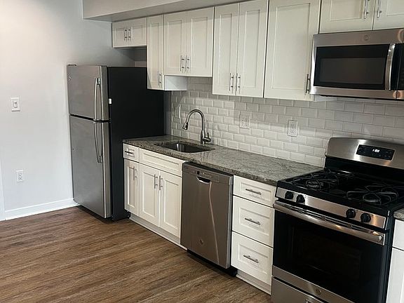 3rd image of 1516 Marion Barry Ave SE #302