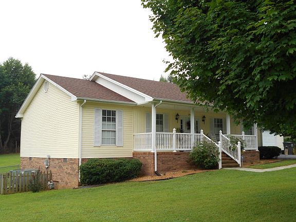 3rd image of 3043 Deerhaven Dr S