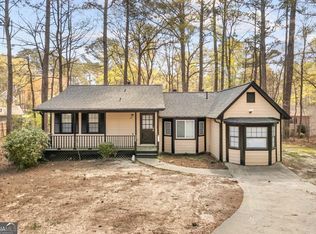 1038 River Bend Ct, Riverdale, GA