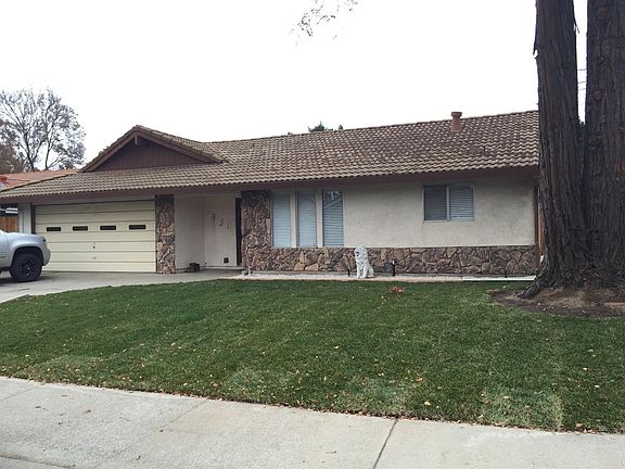 2nd image of 1430 Geary Cir