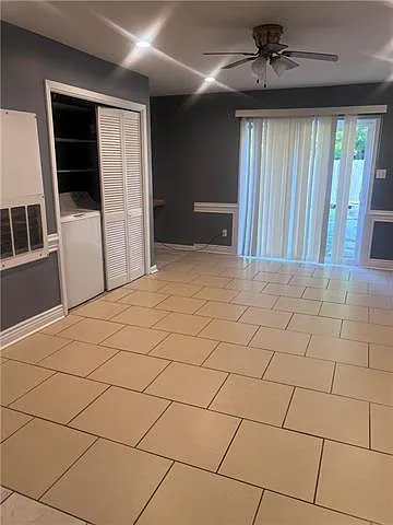 2421 Caswell Ln — Photo 5