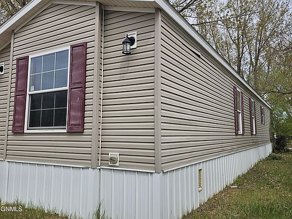 3rd image of 2600 University Ave Lot 23