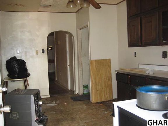 4th image of 118 N 17th St