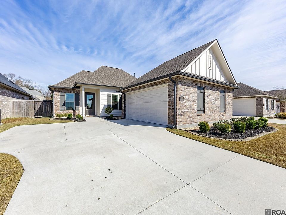 1st image of 36388 Belle Reserve Ave