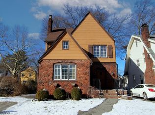 29 Oakridge Rd, Bloomfield, NJ 07003