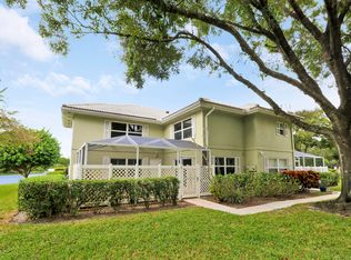 1903 Stratford Way, West Palm Beach, FL 33409