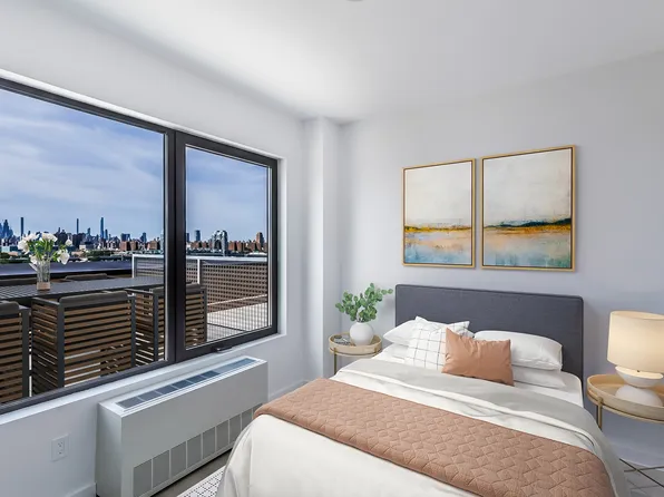 138 Bruckner Boulevard image 3 of 45