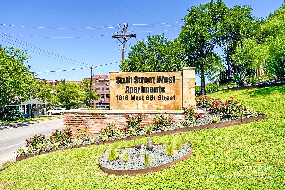 Signage from street entrance - 1616 W 6th St