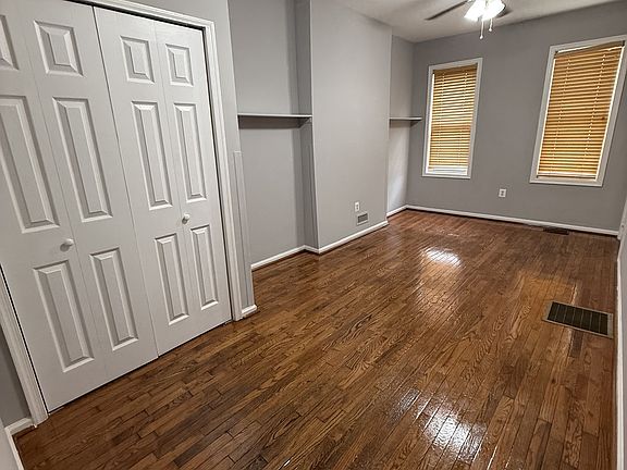 3rd image of 925 N 28th St #1