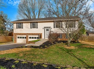 905 Radnor Rd, Maryville, TN 37804