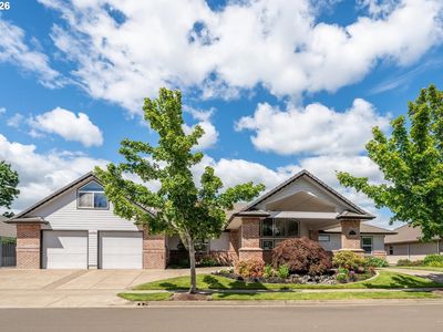 906 McKenzie Crest Dr, Springfield, OR, 97477