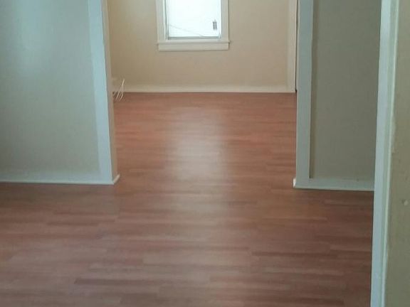 4th image of 8118 Hammond Blvd