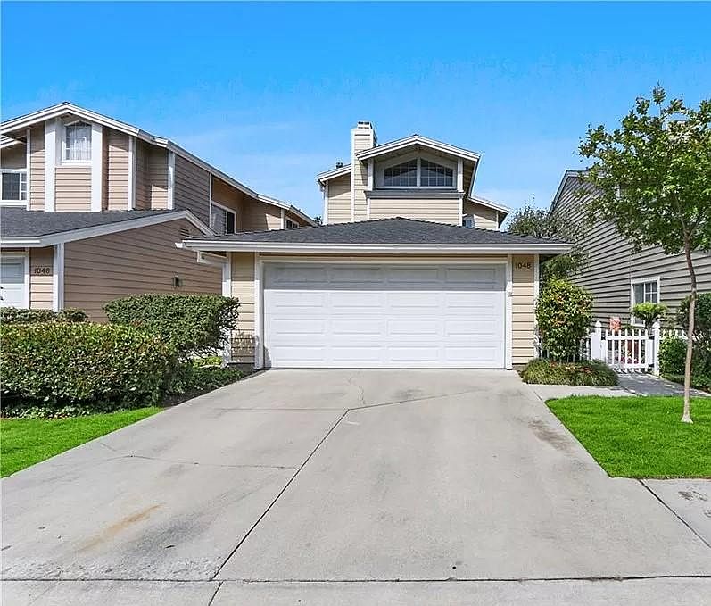 1st image of 1048 Park Circle Dr