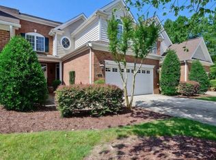 9569 Brookchase Dr, Raleigh, NC 27617