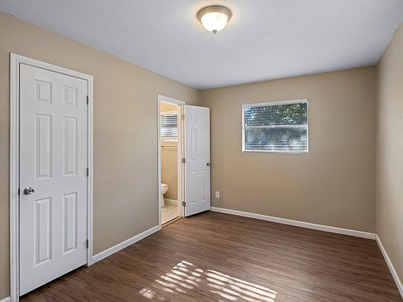 5th image of 657 Pecan Ln Lane