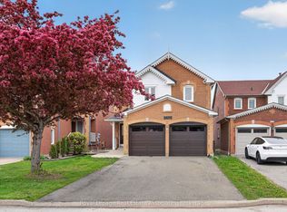 5623 Haddon Hall Rd, Mississauga, ON L5M5G4