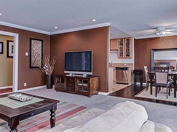 4th image of 300 Union Ave APT 27