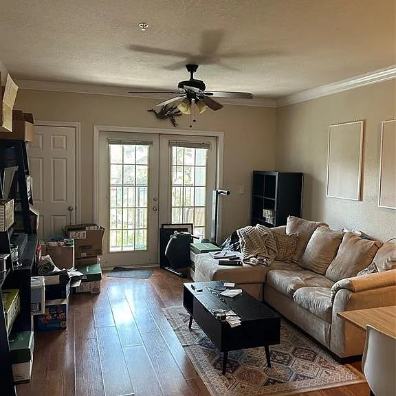 304 E South St #6025 — Photo 6